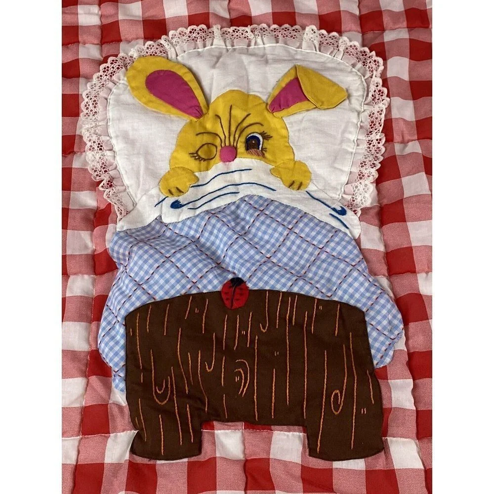 VTG 70s 80s Handmade Red Gingham Quilt 53x39 Bunny Appliqué Cottagecore Easter‎